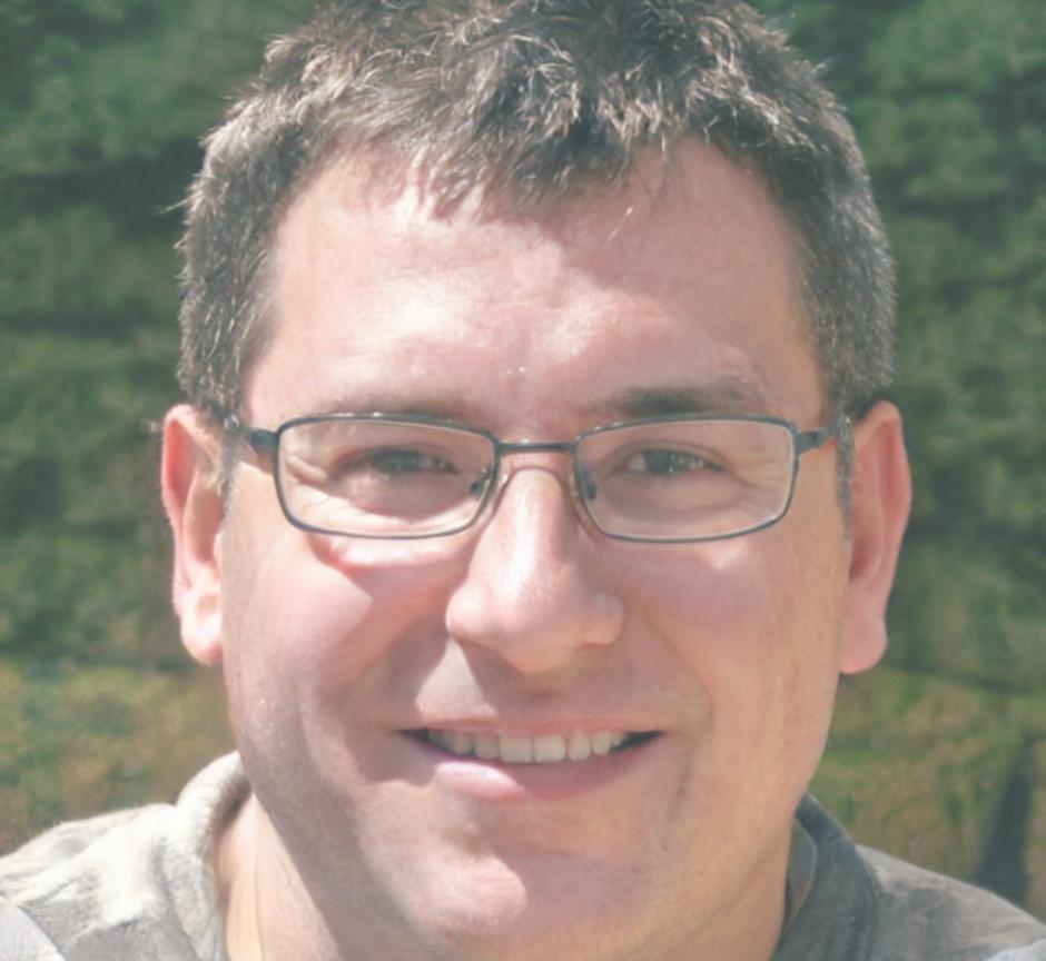 Jeong Haewon, Lead Financial Analyst